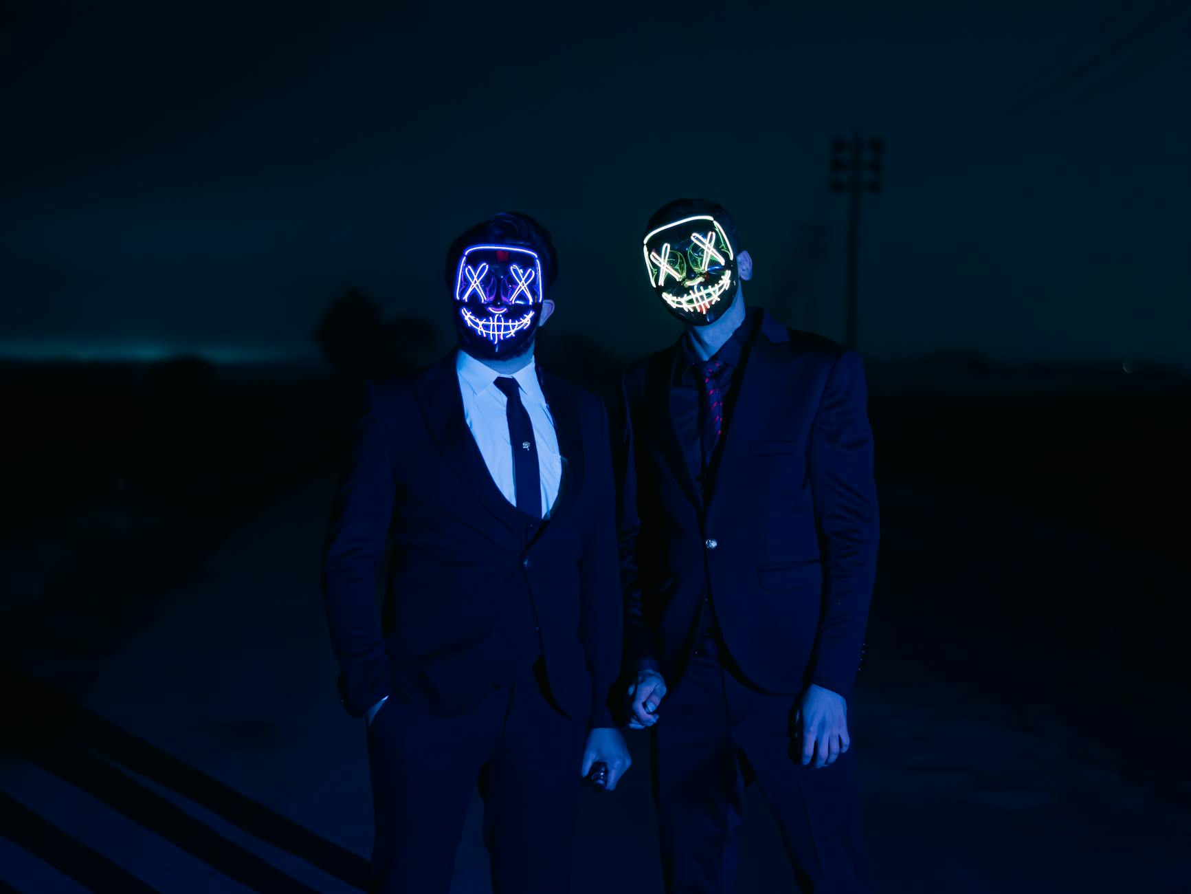 Cách độ đèn LED nháy theo nhạc cho mặt nạ hóa trang